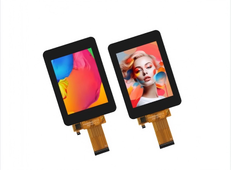 Layar sentuh LCD Victronix 2.8-inci sangat populer di pasar AS dan berhasil diintegrasikan ke dalam papan catur.